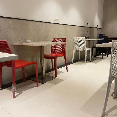 Nh Skye Suites นิวเดลี ภายนอก รูปภาพ