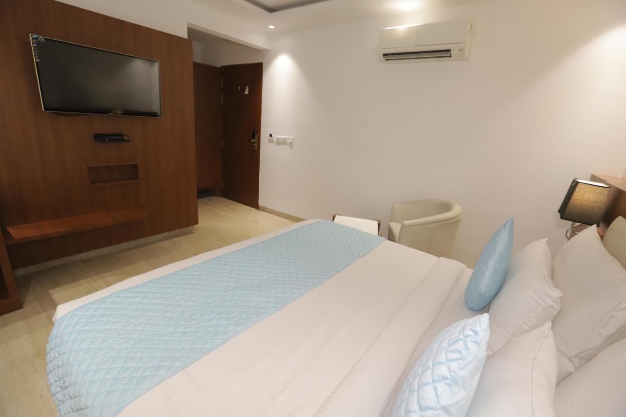 Nh Skye Suites นิวเดลี ภายนอก รูปภาพ