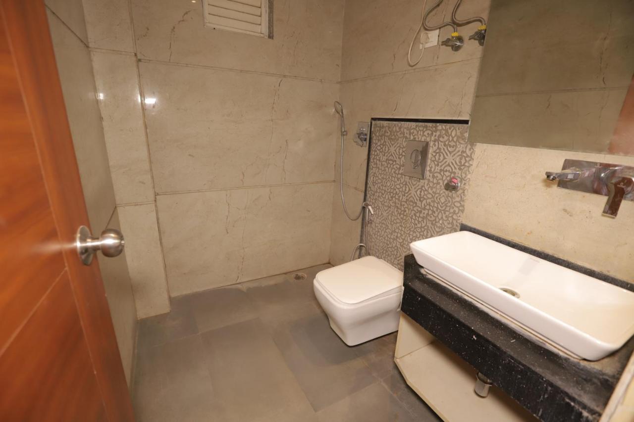 Nh Skye Suites นิวเดลี ภายนอก รูปภาพ