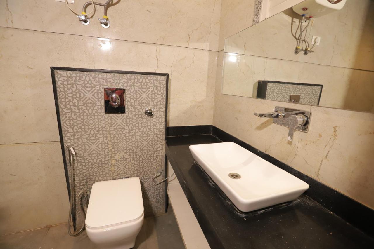 Nh Skye Suites นิวเดลี ภายนอก รูปภาพ