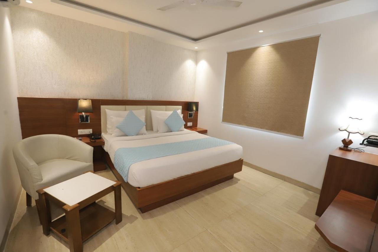 Nh Skye Suites นิวเดลี ภายนอก รูปภาพ