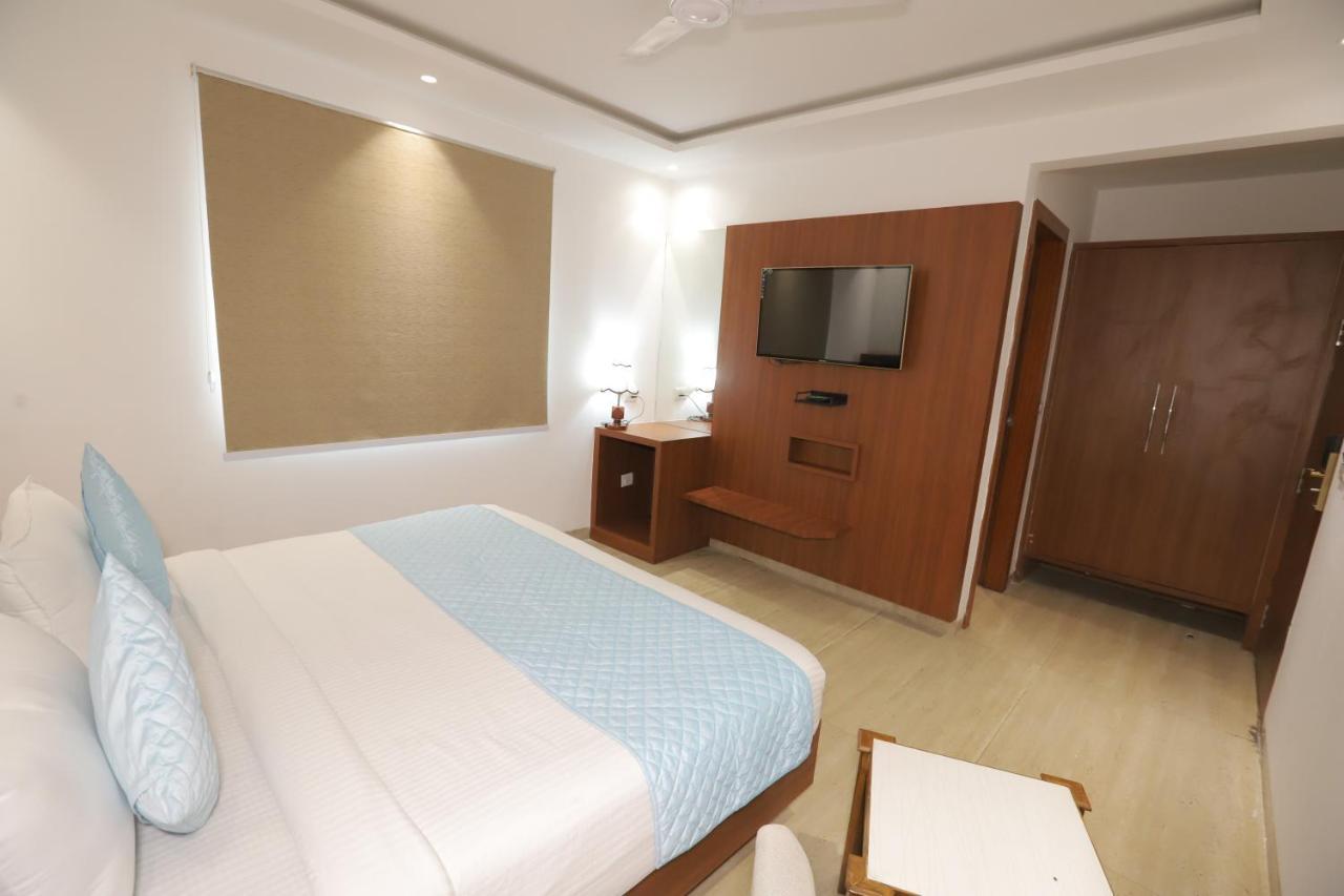 Nh Skye Suites นิวเดลี ภายนอก รูปภาพ