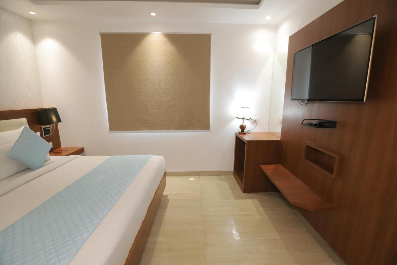 Nh Skye Suites นิวเดลี ภายนอก รูปภาพ