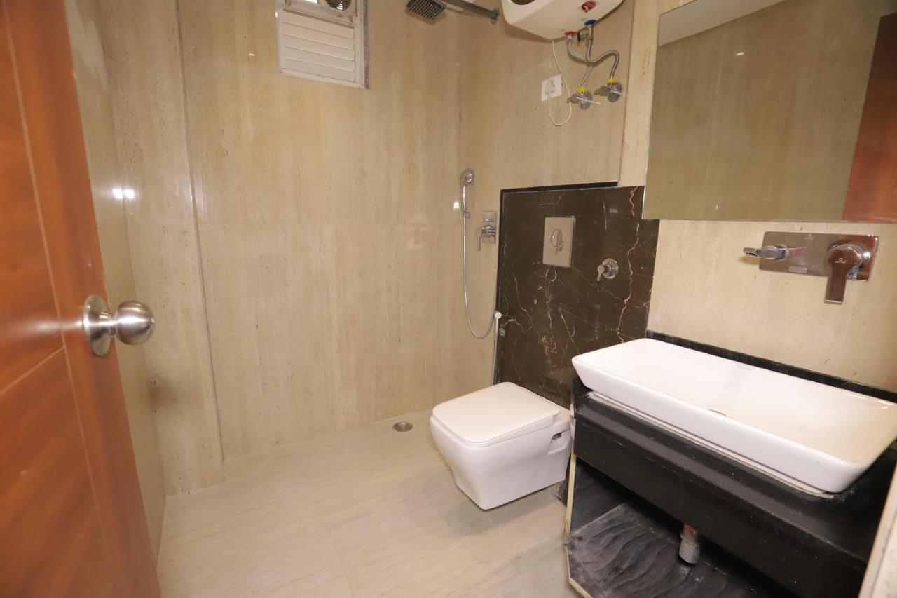 Nh Skye Suites นิวเดลี ภายนอก รูปภาพ
