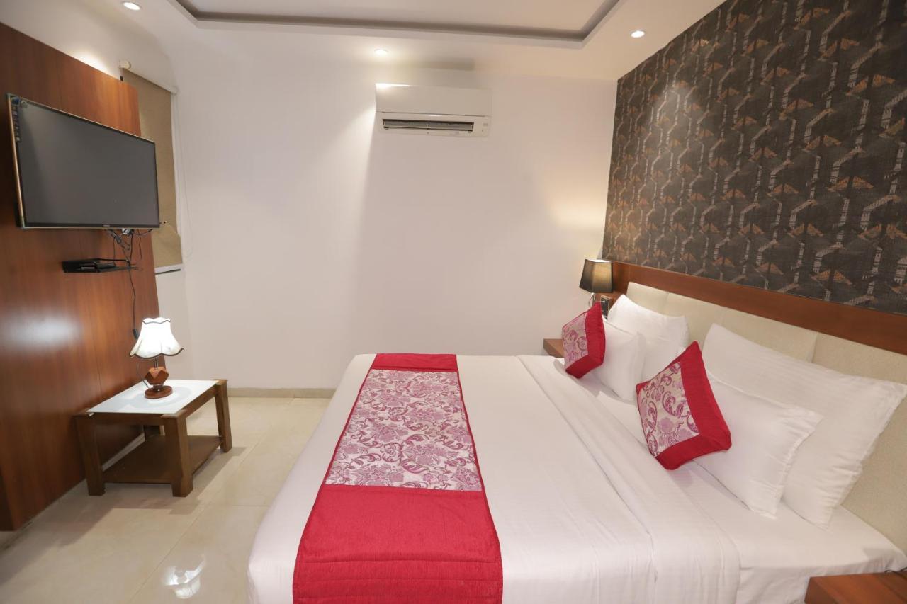 Nh Skye Suites นิวเดลี ภายนอก รูปภาพ