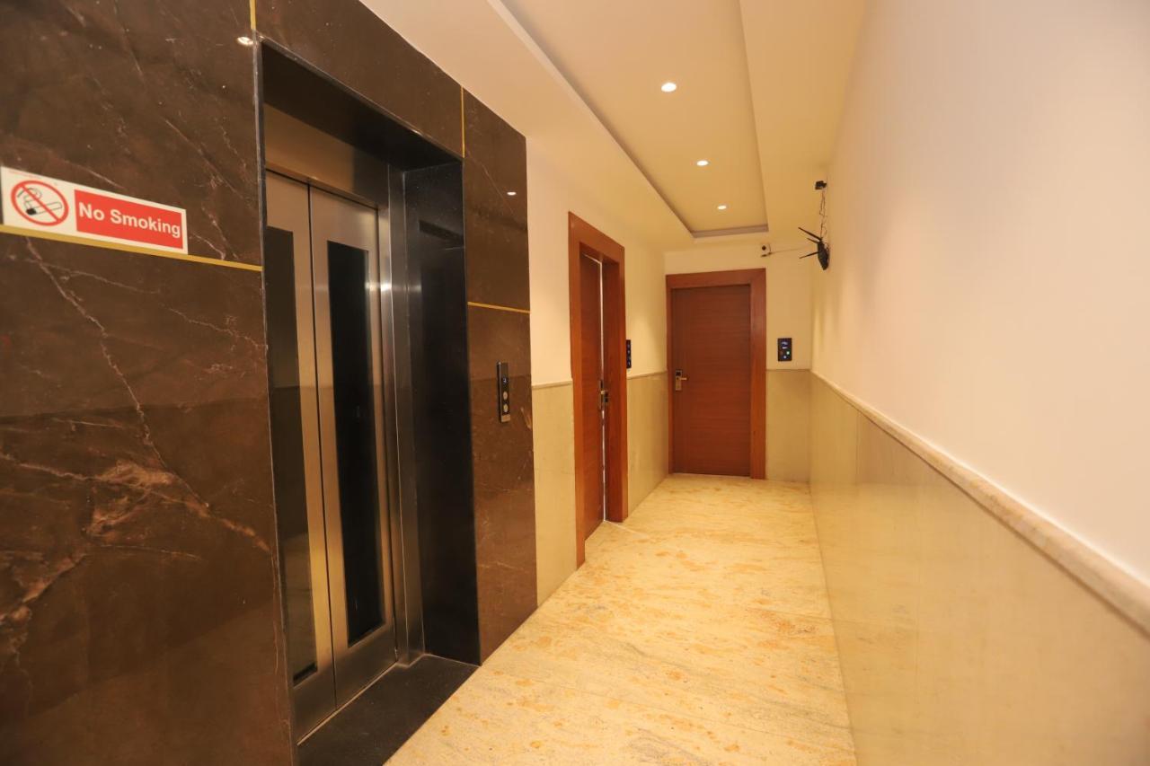 Nh Skye Suites นิวเดลี ภายนอก รูปภาพ